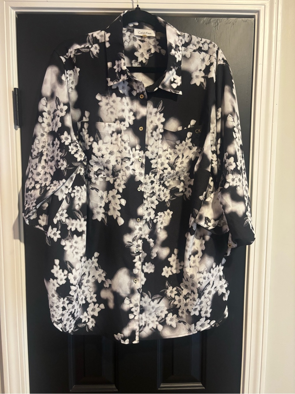 Calvin Klein Black & White Floral Button-Down Blouse